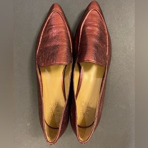 Naturalizer pointed toe loafers